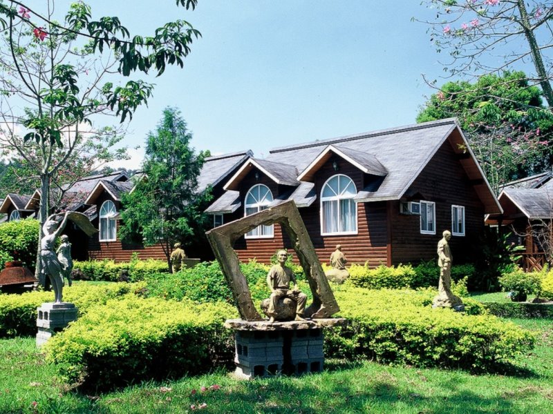 牛耳藝術渡假村【闔家歡六人房】